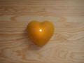 BOUGIE NATURELLE " COEUR" EN CIRE D'ABEILLE