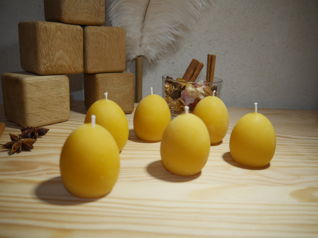 COFFRET DE SIX BOUGIES NATURELLES "OEUFS" EN CIRE D'ABEILLE