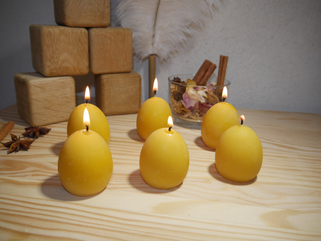 COFFRET DE SIX BOUGIES NATURELLES "OEUFS" EN CIRE D'ABEILLE