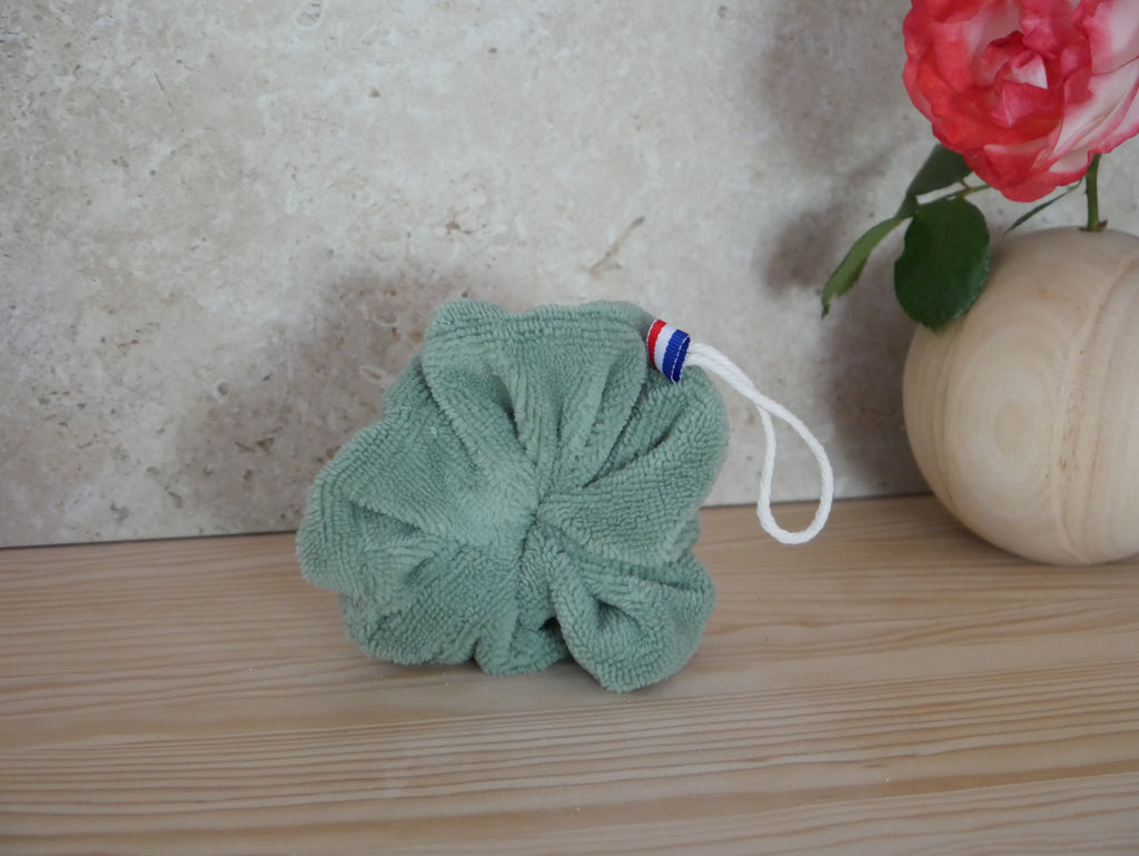 COFFRET DE TROIS FLEURS DE DOUCHES EN TISSU EPONGE BAMBOU