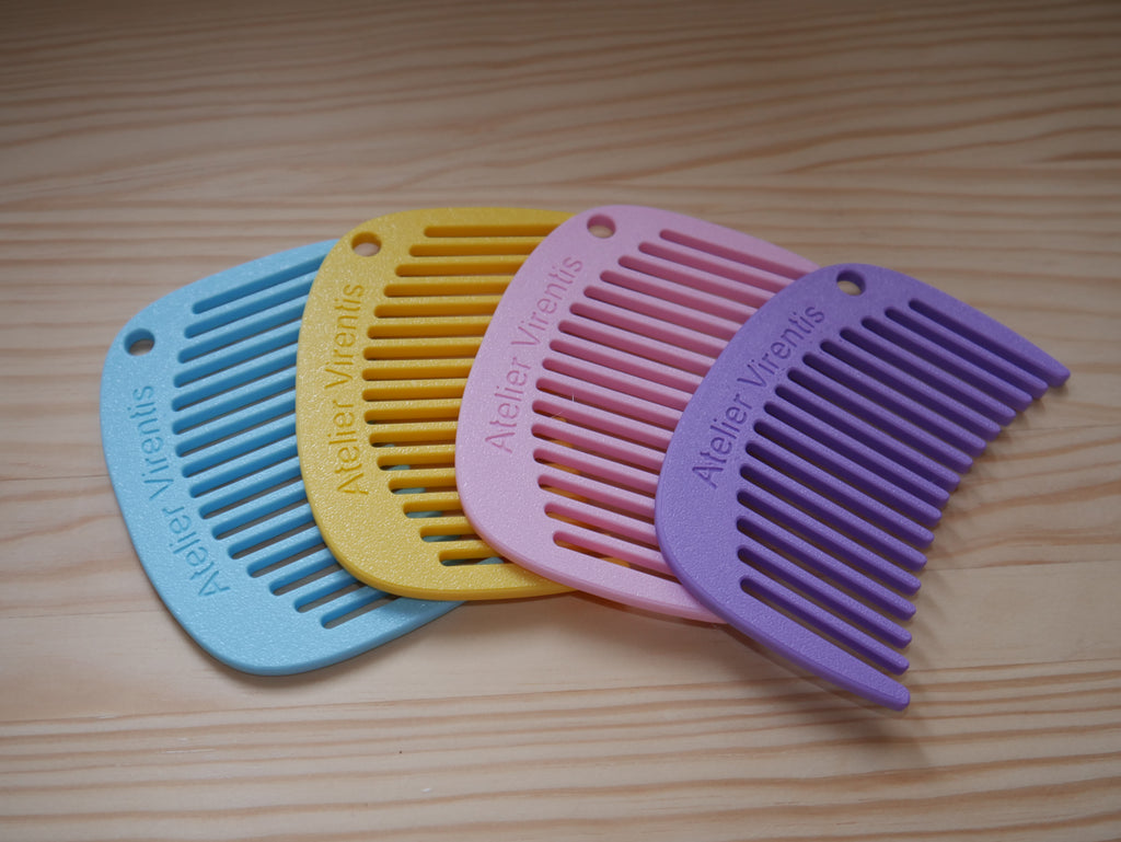 LOT DE 4 PEIGNES A CHEVEUX IMPRIME EN 3D