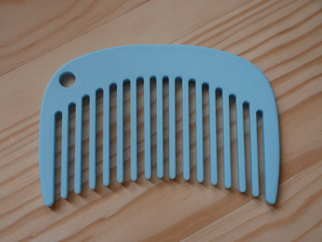 LOT DE 4 PEIGNES A CHEVEUX IMPRIME EN 3D