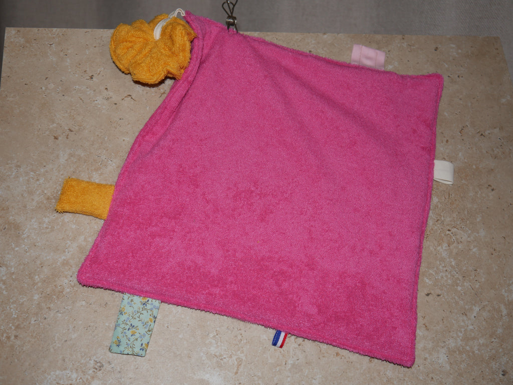 DOUDOU PLAT CARRE EN EPONGE BAMBOU