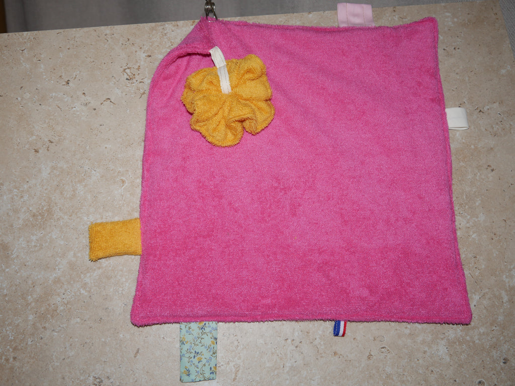 DOUDOU PLAT CARRE EN EPONGE BAMBOU