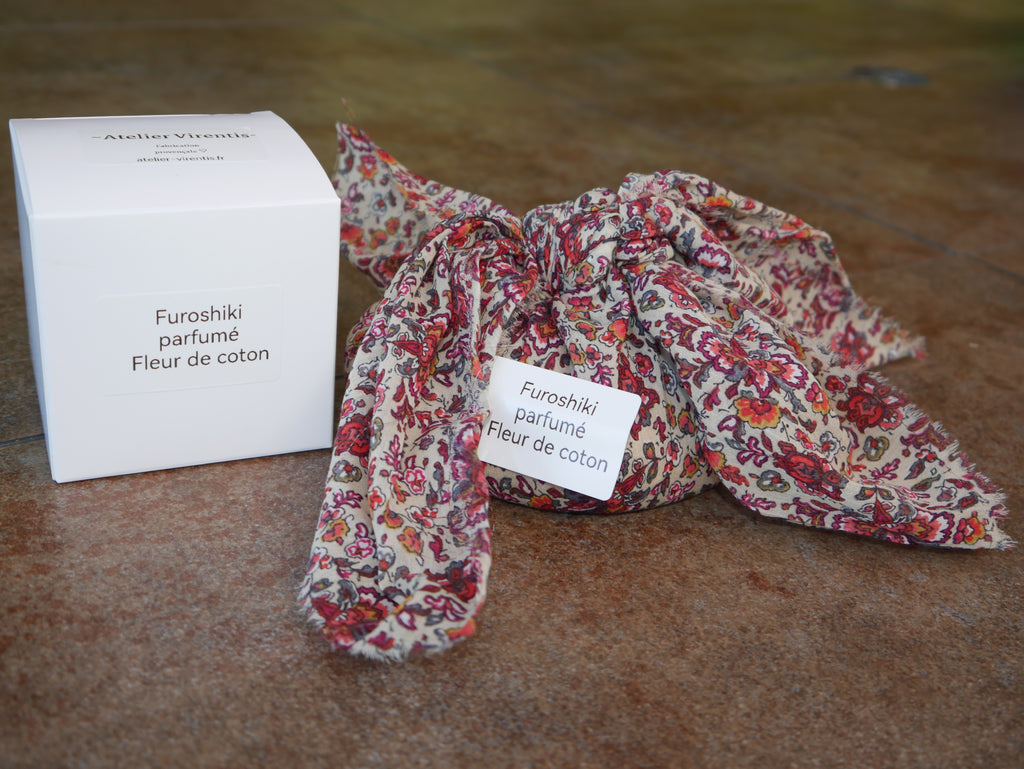 Pochon furoshiki parfumé "Fleur de coton de Grasse"