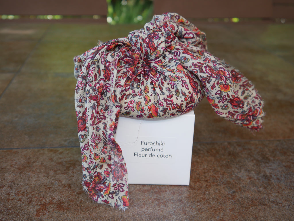 Pochon furoshiki parfumé "Fleur de coton de Grasse"